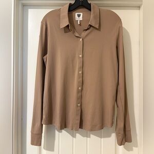 LITA by Ciara Luxe Stretch Button-Down – Effortless Neutral Staple 🤎